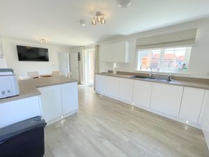 Pershore Way- click for photo gallery
